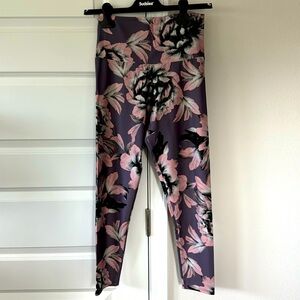Onzie High Waisted Leggings